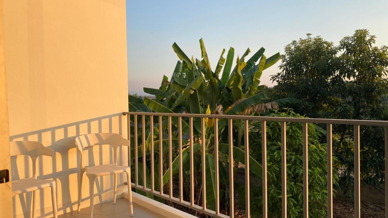 ナーン Baan Thammada Bed & Breakfast エクステリア 写真