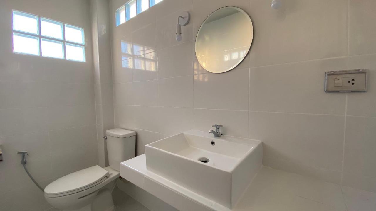 ナーン Baan Thammada Bed & Breakfast エクステリア 写真