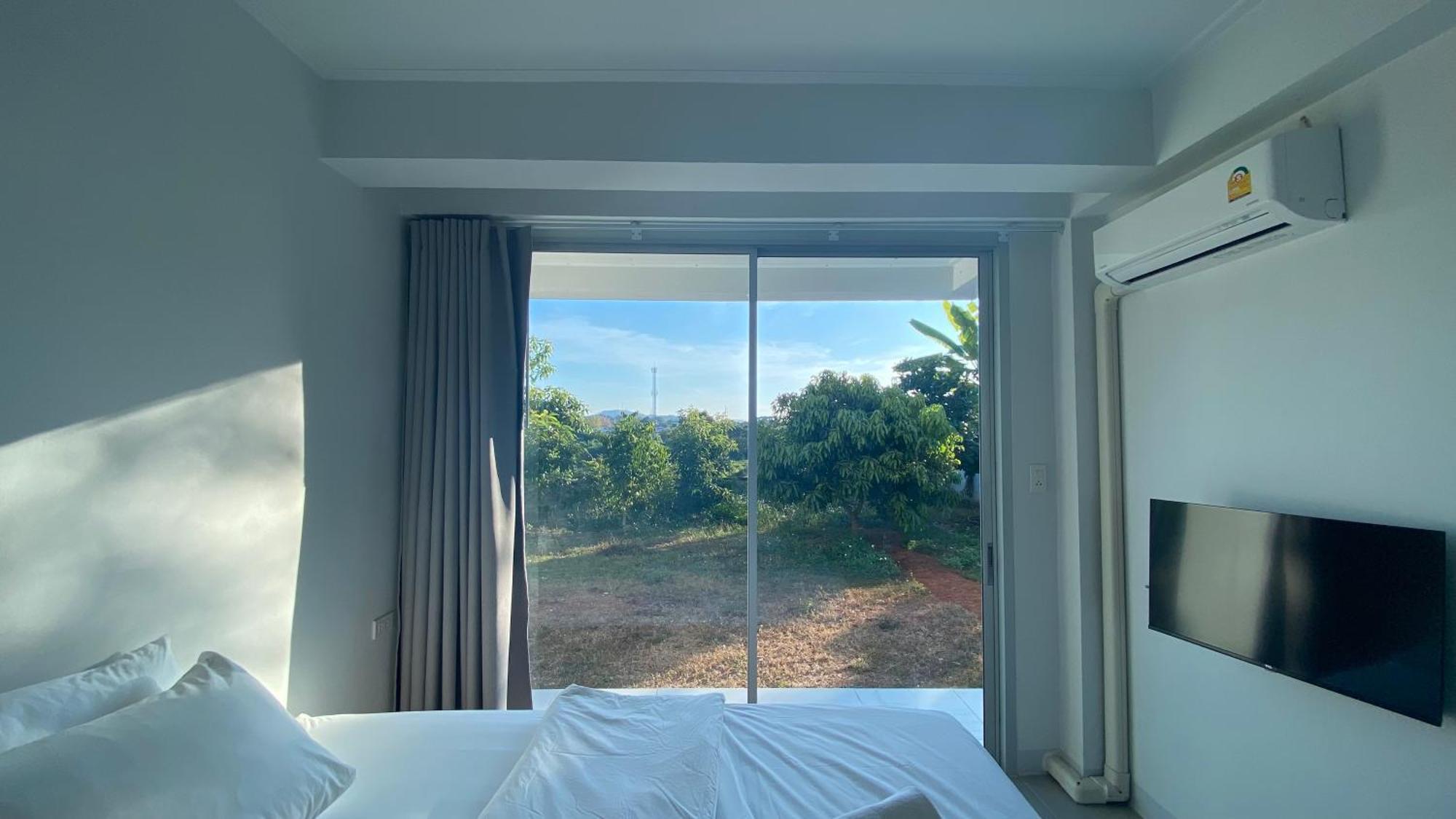 ナーン Baan Thammada Bed & Breakfast エクステリア 写真