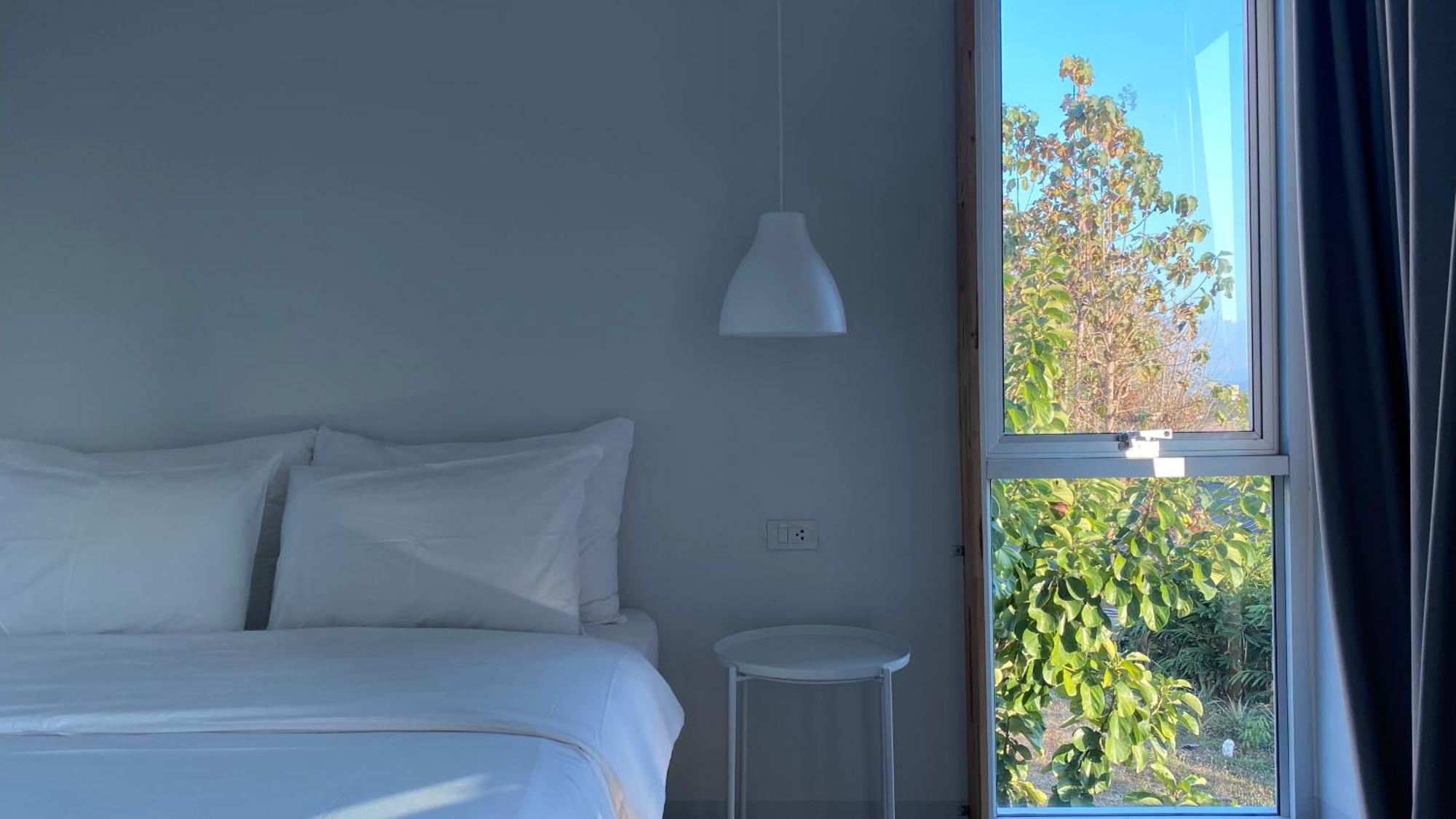 ナーン Baan Thammada Bed & Breakfast エクステリア 写真